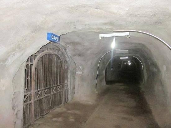 Lubang Jepang Bukittinggi