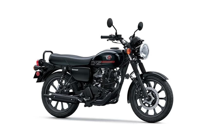Kawasaki W175 Street MY 2026 tampil klasik dengan sentuhan modern